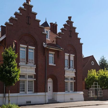 Logis - Belle Hotel, Lille-Ouest Bailleul  Exteriör bild