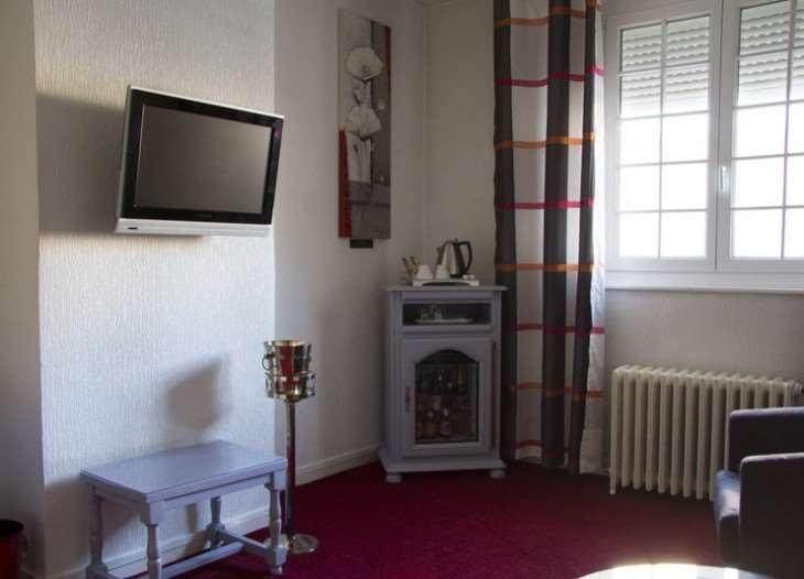 Logis - Belle Hotel, Lille-Ouest Bailleul  Rum bild